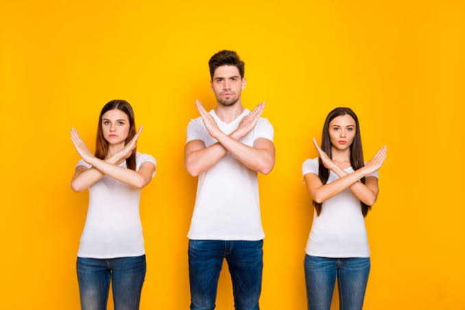 Unspoken Rules of Everyday Life That Influence Our Choices